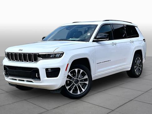 Used 2023 Jeep Grand Cherokee L Overland AWD/4WD image 2
