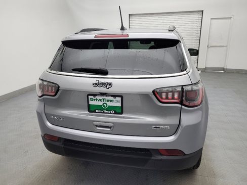 Used 2024 Jeep Compass Latitude image 7