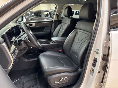 Used 2025 Hyundai Santa Fe SEL AWD/4WD image 39