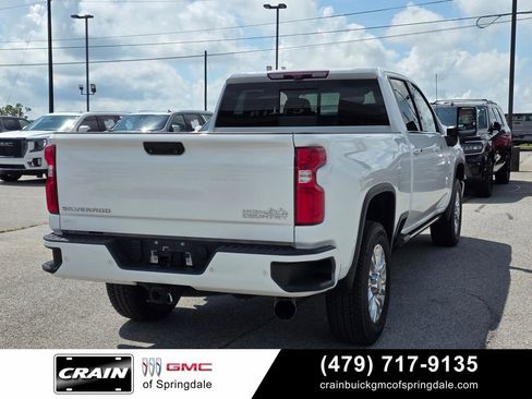 Used 2022 Chevrolet Silverado 2500 High Country w/ Z71 Off-Road Package AWD/4WD image 8
