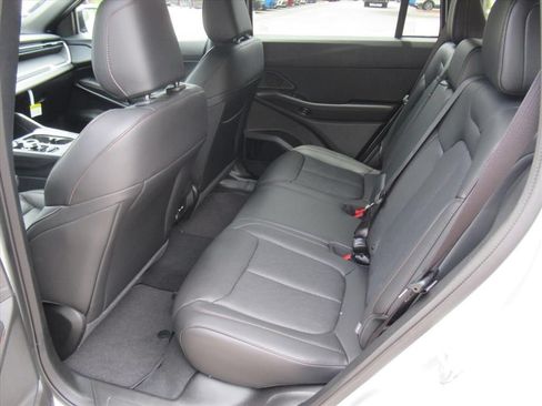 New 2026 Jeep Cherokee Overland w/ Advanced Pro Tech Group AWD/4WD image 33