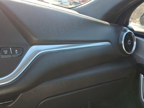 Used 2021 Chevrolet Blazer LT image 27