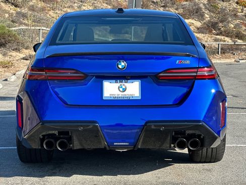 Used 2025 BMW M5 w/ Carbon Package image 8