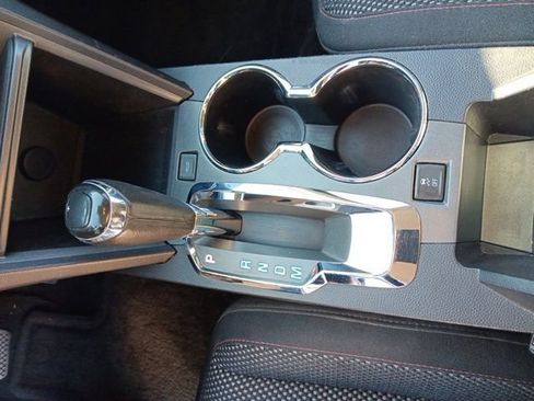 Used 2017 Chevrolet Equinox LT w/ Convenience Package image 19