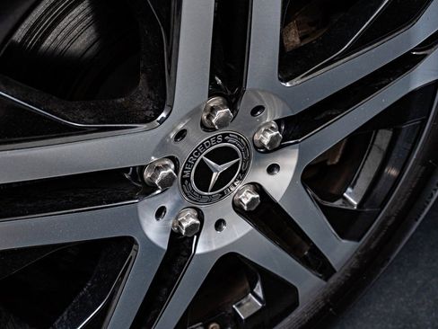 Used 2020 Mercedes-Benz GLS 450 4MATIC image 8