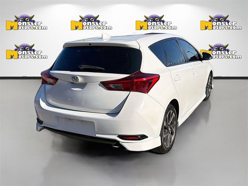 Used 2017 Toyota Corolla iM w/ Carpet Mat Package image 5