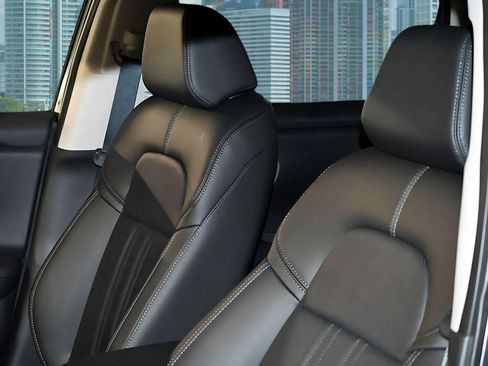 New 2027 Honda HR-V EX-L image 16