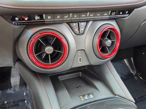 Used 2020 Chevrolet Blazer RS AWD/4WD image 23