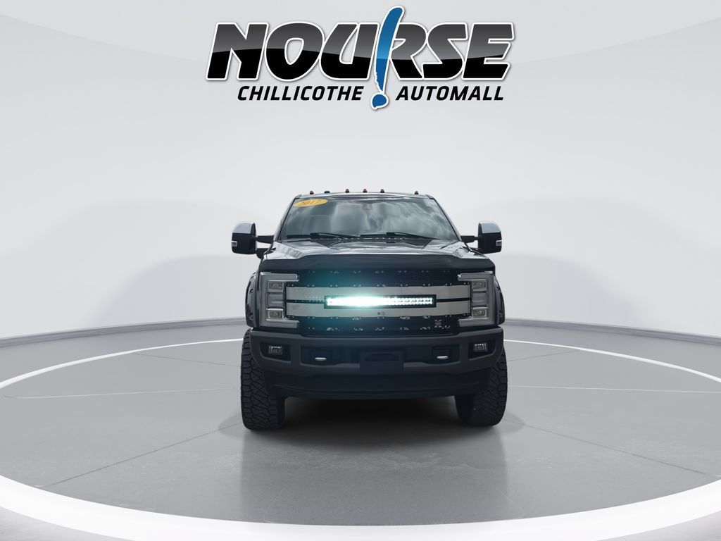 Used 2017 Ford F250 Platinum w/ Platinum Ultimate Package AWD/4WD image 3
