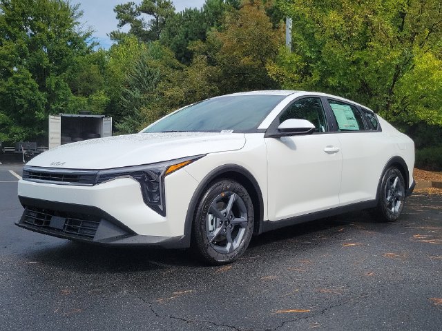 New 2026 Kia K4 FWD image 27