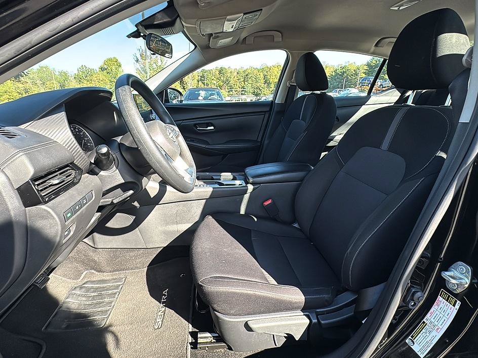Certified 2025 Nissan Sentra SV FWD image 14