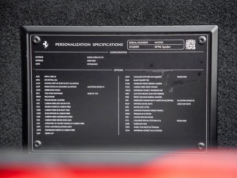 Used 2024 Ferrari SF90 Spider image 51