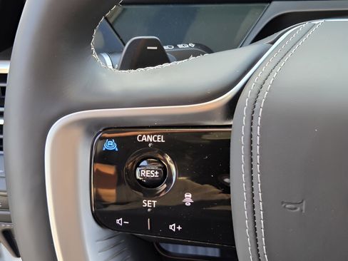 Certified 2025 INFINITI QX80 Sensory w/ Exterior Package AWD/4WD image 16