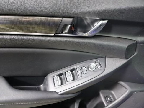 Used 2022 Honda Accord Sport Special Edition image 17