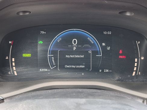 Used 2025 Toyota Camry SE FWD image 21
