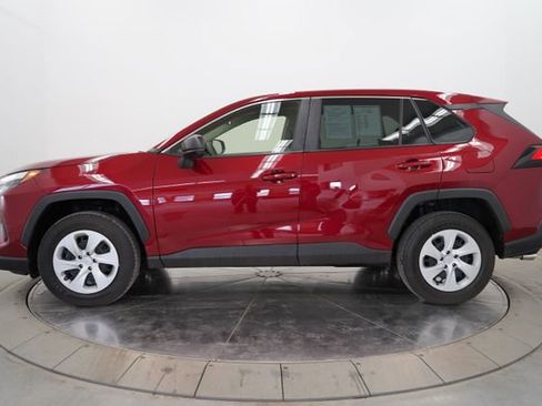 Used 2023 Toyota RAV4 LE image 4