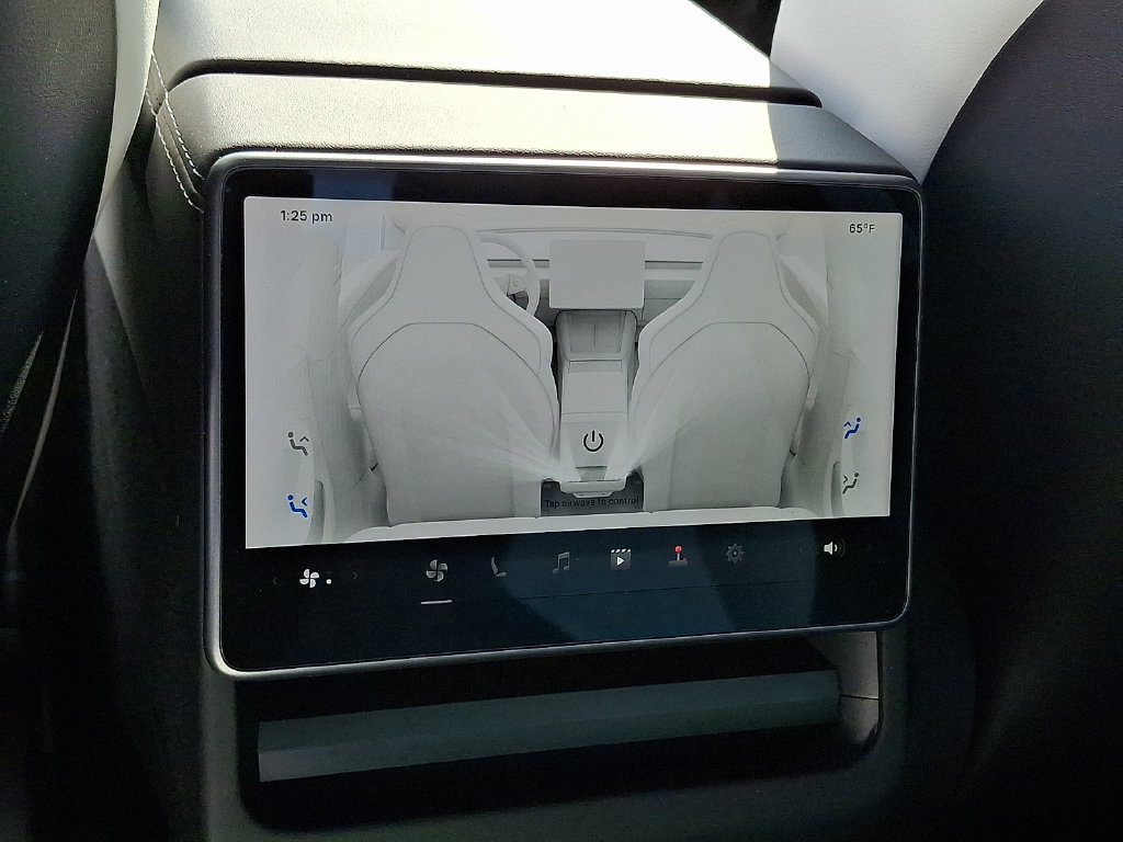 Used 2026 Tesla Model 3 Performance AWD/4WD image 13