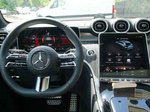 Certified 2025 Mercedes-Benz GLC 300 4MATIC image 54