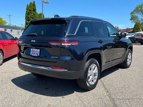 Used 2023 Jeep Grand Cherokee Limited AWD/4WD image 5
