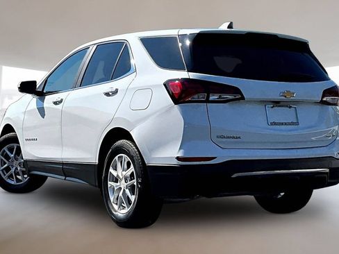 Used 2024 Chevrolet Equinox LT AWD/4WD image 4