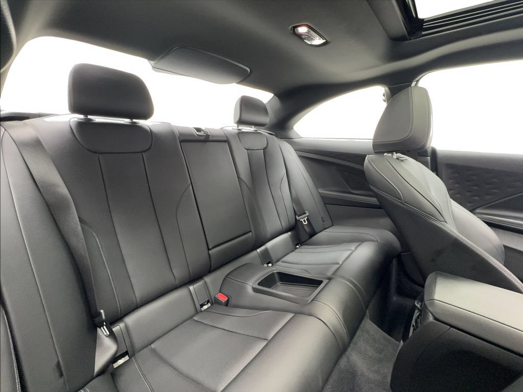 Used 2025 BMW 230i Coupe RWD image 25