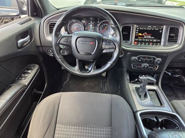 Used 2019 Dodge Charger Scat Pack RWD image 16