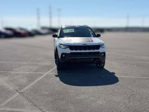 New 2026 Jeep Compass Trailhawk image 17