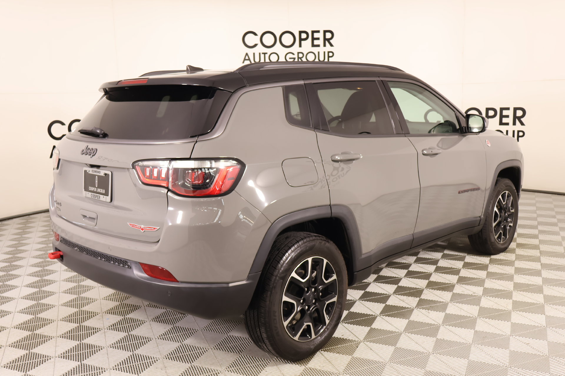 Used 2021 Jeep Compass Trailhawk w/ Sun and Sound Group AWD/4WD image 22