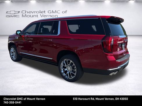 New 2026 GMC Yukon XL Denali w/ Sun & Power Step Package AWD/4WD image 3