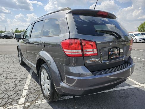 Used 2017 Dodge Journey SE FWD image 12