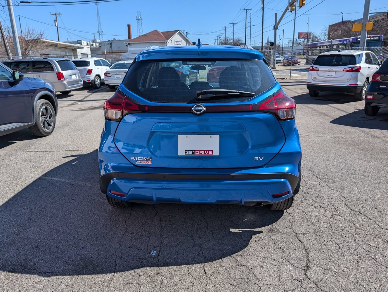 Used 2024 Nissan Kicks SV FWD image 7