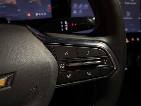 Used 2025 Chevrolet Blazer EV LT w/ Super Cruise Package image 19