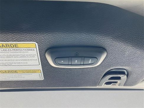 Used 2022 Jeep Wrangler Unlimited Sahara w/ Cold Weather Group image 21