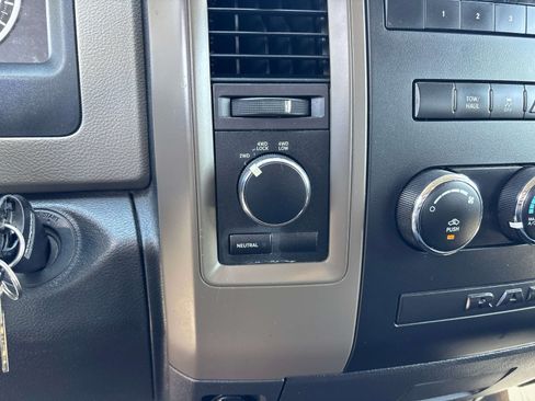 Used 2012 RAM 1500 Express AWD/4WD image 18