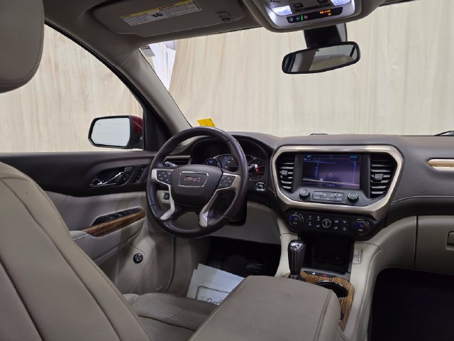 Used 2017 GMC Acadia Denali w/ Technology Package AWD/4WD image 38