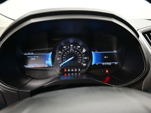 Certified 2022 Ford Edge SE w/ Black Appearance Package image 15