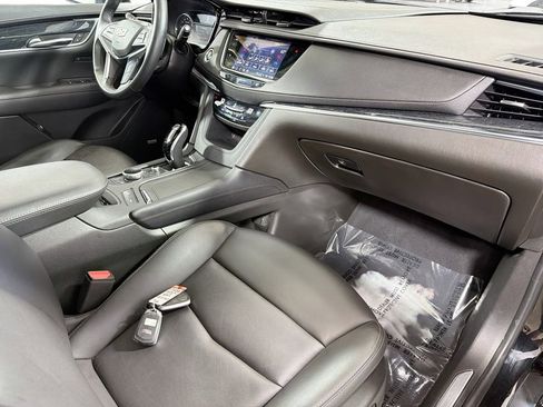 Used 2022 Cadillac XT5 Premium Luxury AWD/4WD image 31