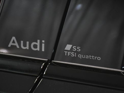 Used 2025 Audi S5 Prestige w/ Prestige Package image 16