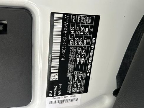 Used 2025 Mercedes-Benz Sprinter 2500 image 58