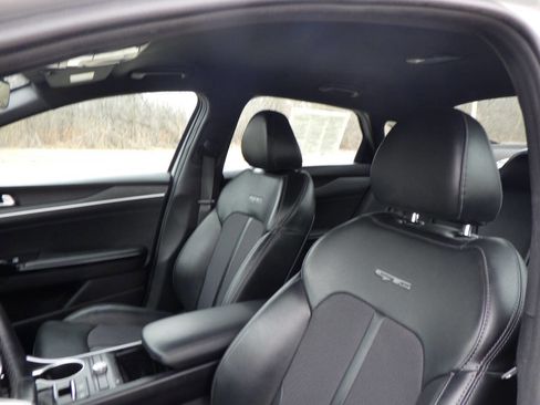 Used 2022 Kia K5 GT-Line image 11