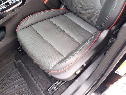 Used 2023 Buick Envision Essence w/ Sport Touring Package image 23