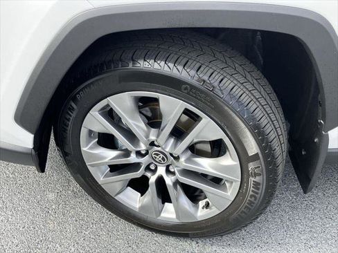 Certified 2025 Toyota RAV4 XLE Premium image 9