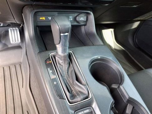 Used 2025 Honda Civic Sport image 12