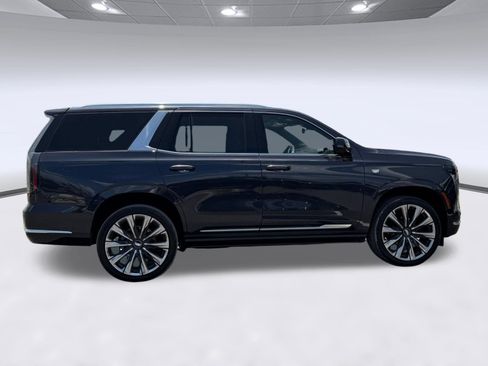 Used 2026 Cadillac Escalade Luxury w/ Touring Package AWD/4WD image 8