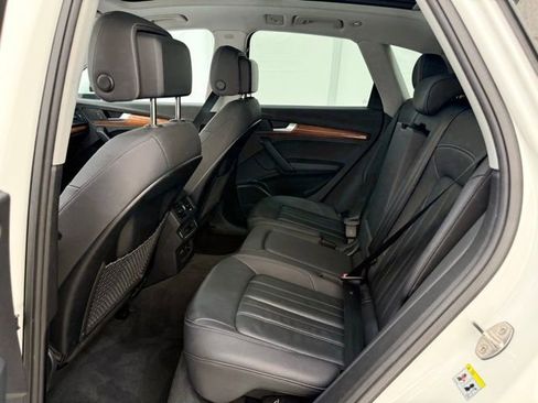 Used 2023 Audi Q5 2.0T Premium Plus image 17