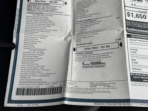 Used 2018 Chrysler Pacifica Touring-L image 35