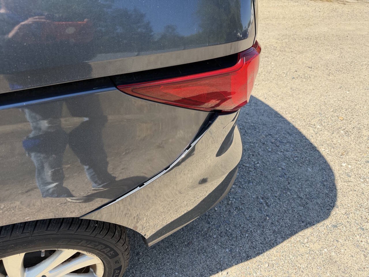 Used 2012 MAZDA MAZDA5 Sport FWD image 43
