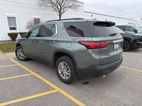 Used 2023 Chevrolet Traverse LT image 4
