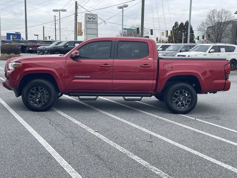 Used 2023 Toyota Tacoma SR5 w/ Technology Package image 2