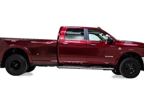 Used 2020 RAM 3500 Laramie w/ Max Tow Package AWD/4WD image 4